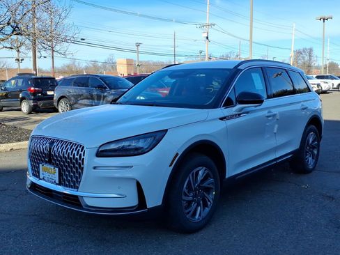 New 2026 Lincoln Corsair Premiere AWD/4WD image 3