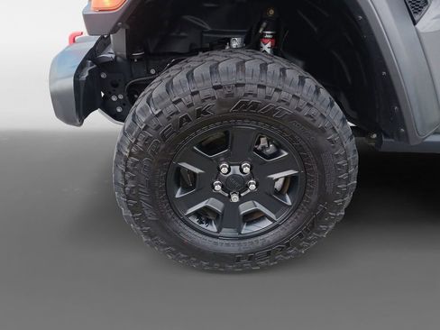 Used 2021 Jeep Gladiator Mojave w/ Cold Weather Group image 15