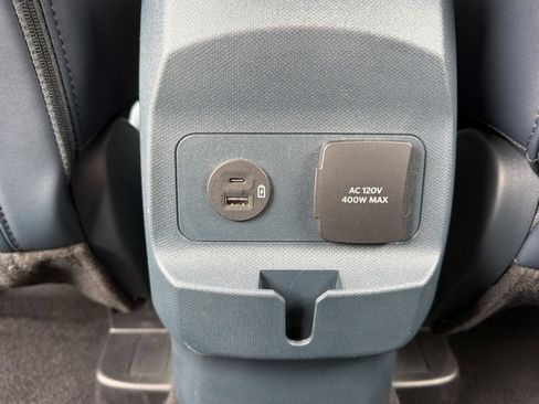 Used 2024 Ford Maverick Lariat w/ 4K Tow Package AWD/4WD image 36