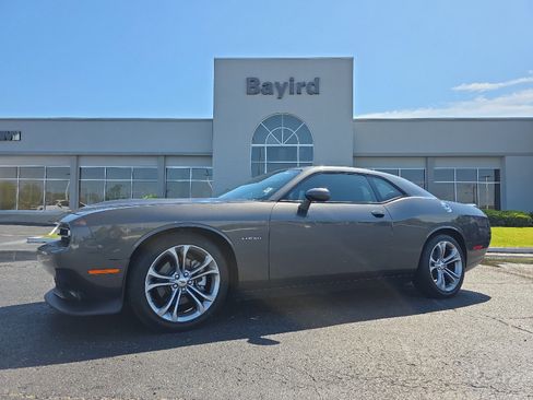 Used 2021 Dodge Challenger R/T image 1