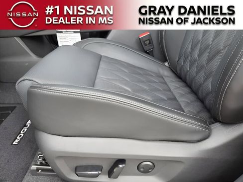New 2026 Nissan Rogue Platinum w/ Platinum Premium Package image 12