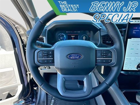 Used 2025 Ford F150 Lightning Flash image 11