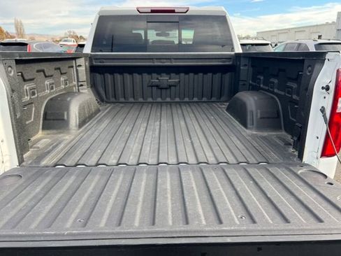 Used 2021 Chevrolet Silverado 1500 LTZ w/ Z71 Off-Road Package image 21