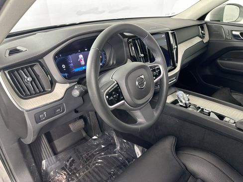 Used 2022 Volvo XC60 B5 Inscription w/ Advanced Package image 9