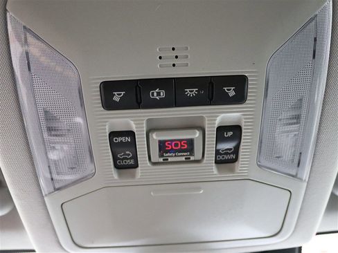 Used 2019 Toyota RAV4 XLE image 33