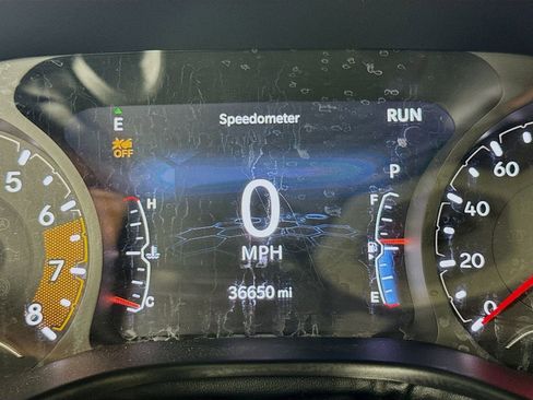 Certified 2024 Jeep Compass Latitude image 13