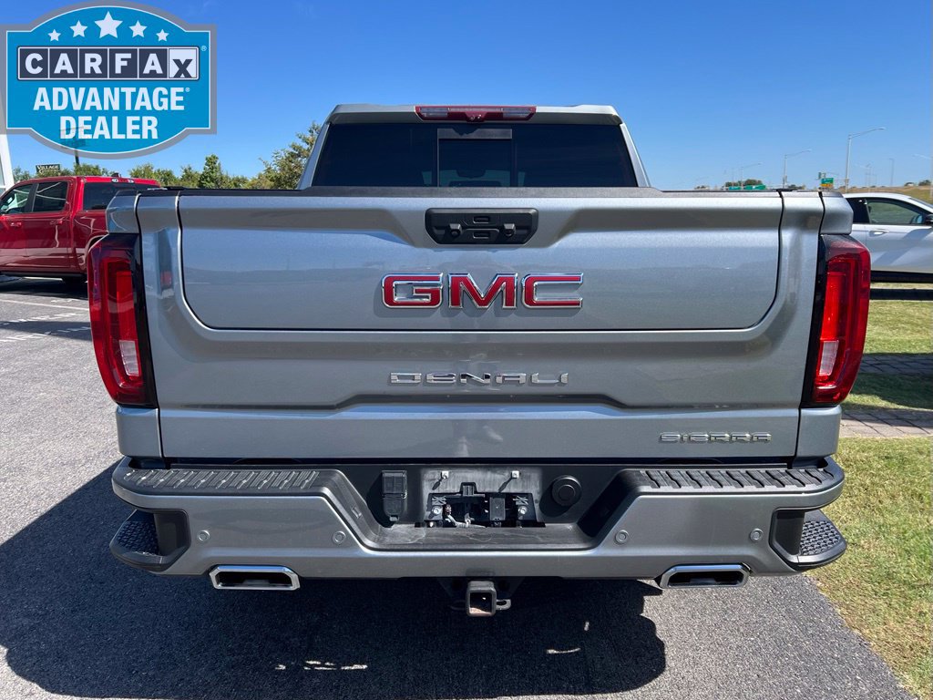 Used 2023 GMC Sierra 1500 Denali w/ Technology Package AWD/4WD image 5