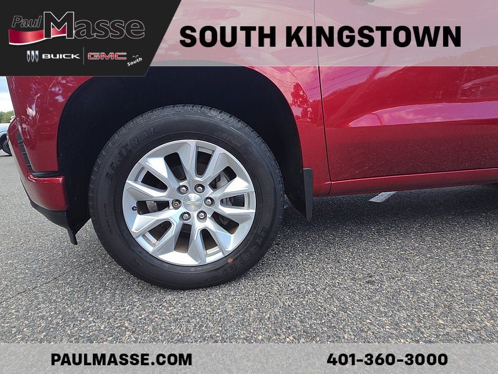 Used 2019 Chevrolet Silverado 1500 Custom w/ Custom Value Package AWD/4WD image 9