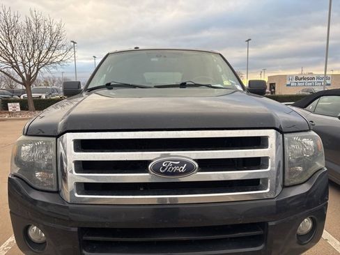 Used 2013 Ford Expedition Limited image 2