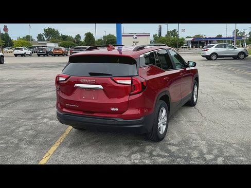 Used 2023 GMC Terrain SLE w/ Driver Convenience Package FWD image 36