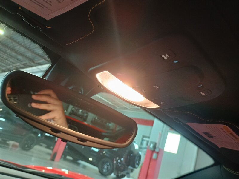 Used 2019 Ferrari 488 GTB RWD image 19