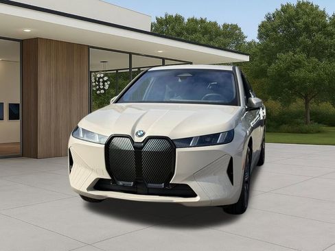 New 2026 BMW iX xDrive45 image 3