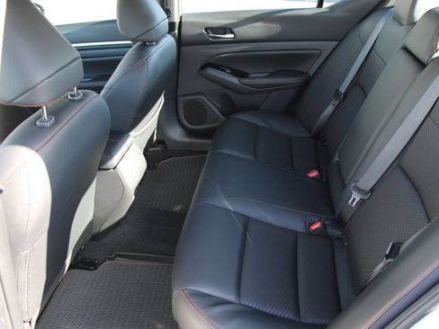 Certified 2025 Nissan Altima 2.5 SR FWD image 24