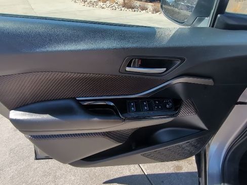 Used 2019 Toyota C-HR Limited image 10