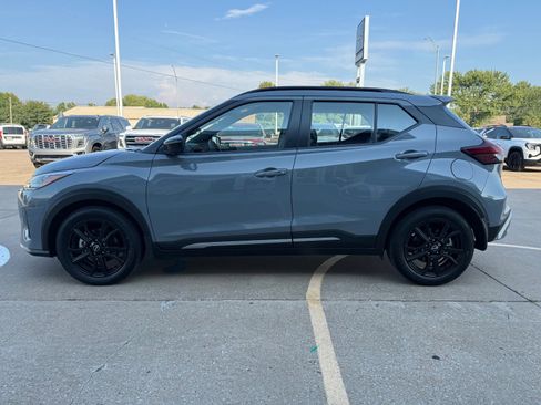 Used 2024 Nissan Kicks SR w/ SR Premium Package image 5