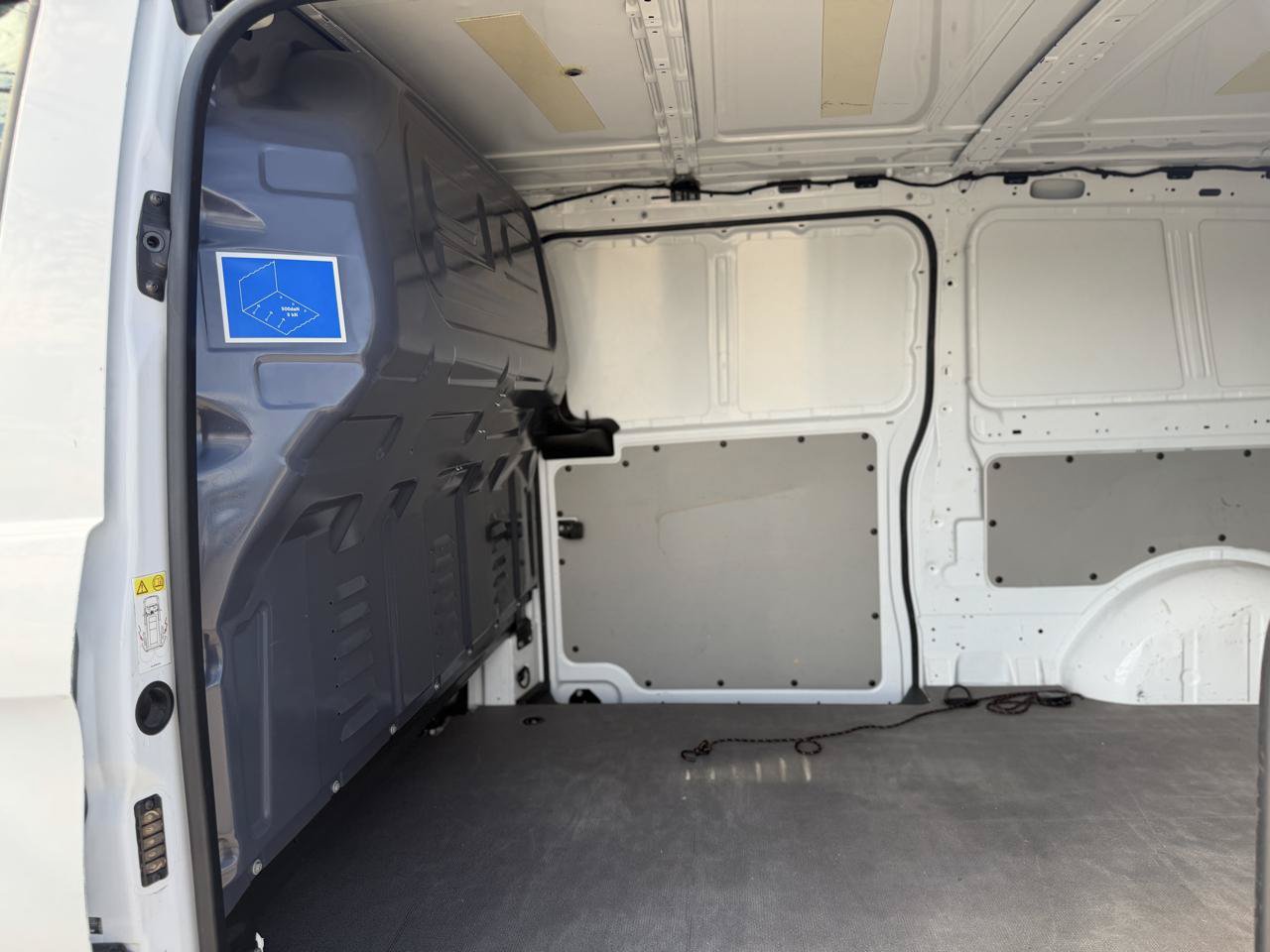 Used 2018 Mercedes-Benz Metris image 17