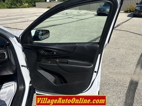 Used 2022 Chevrolet Equinox LT AWD/4WD image 38