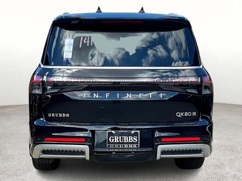 New 2025 INFINITI QX80 Sensory image 7