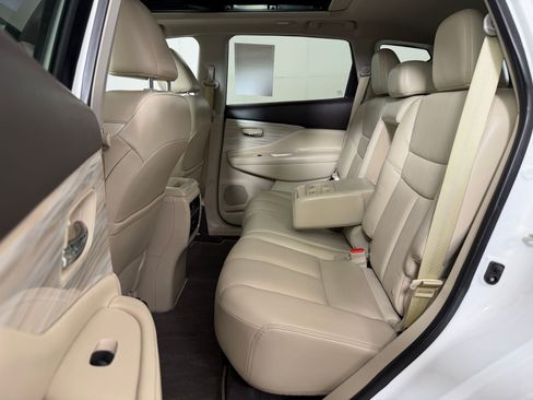 Used 2018 Nissan Murano Platinum w/ Cargo Package AWD/4WD image 22