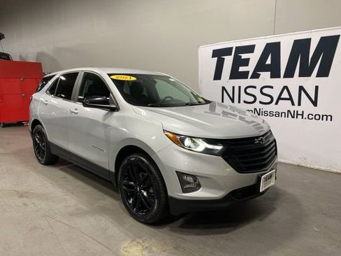 Used 2021 Chevrolet Equinox LT image 1