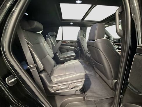 Certified 2023 Cadillac Escalade Premium Luxury w/ LPO, Floor Liner Package AWD/4WD image 26
