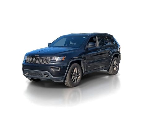 Used 2016 Jeep Grand Cherokee Laredo 75th Anniversary image 4