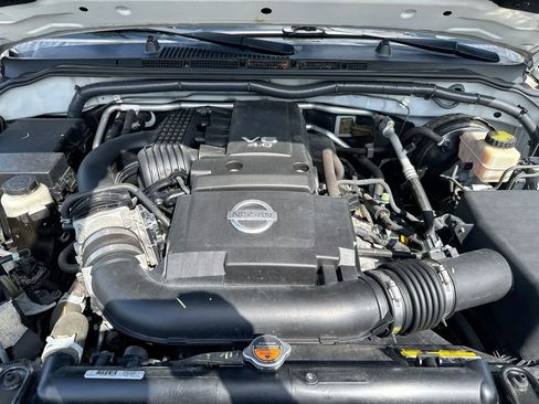 Used 2016 Nissan Frontier Desert Runner image 23