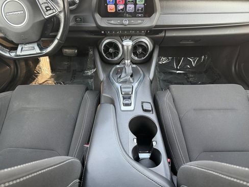 Used 2017 Chevrolet Camaro LT w/ Technology Package RWD image 12