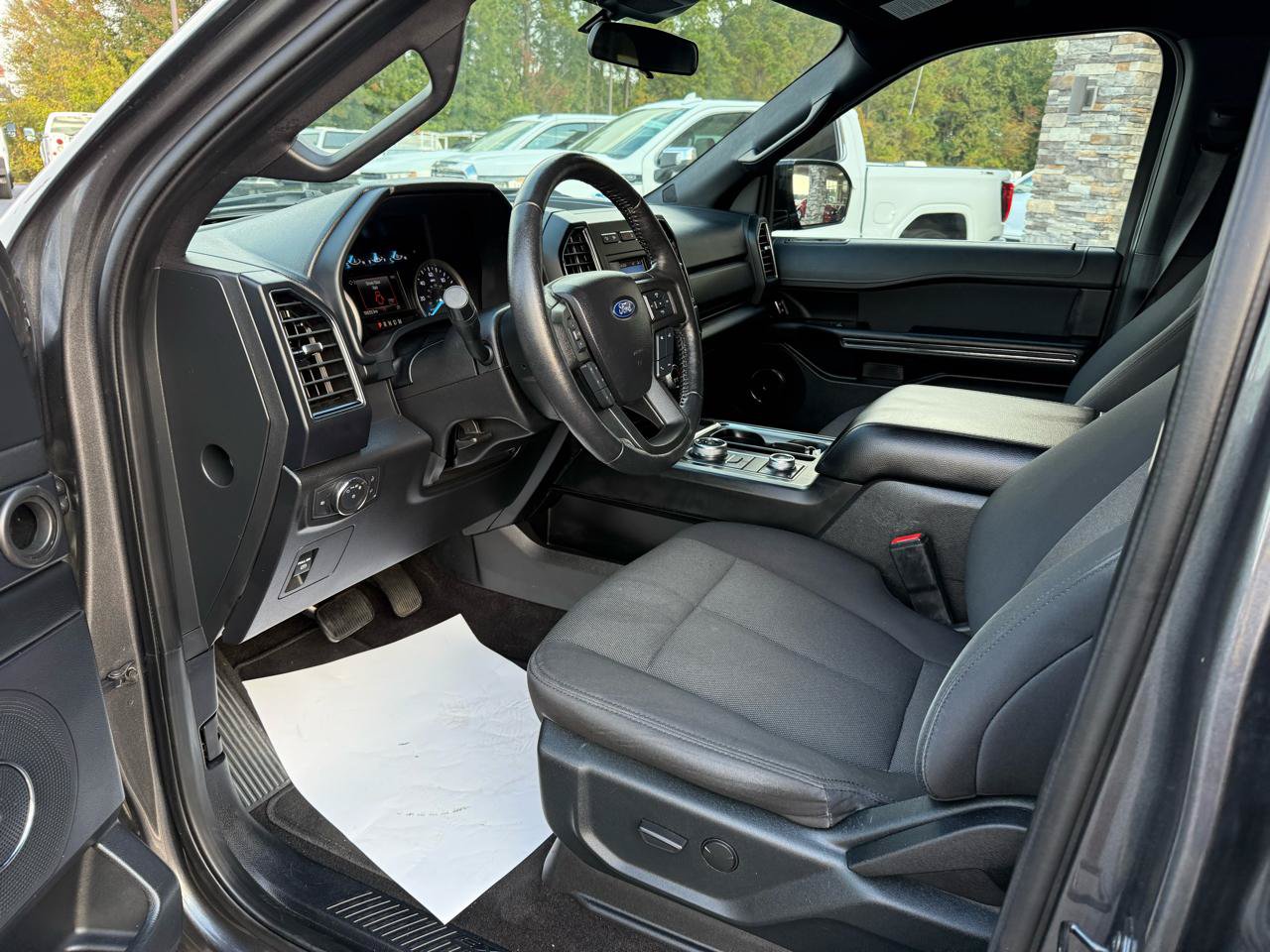 Used 2020 Ford Expedition XL AWD/4WD image 9
