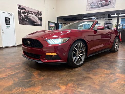 Used 2015 Ford Mustang Premium RWD image 5