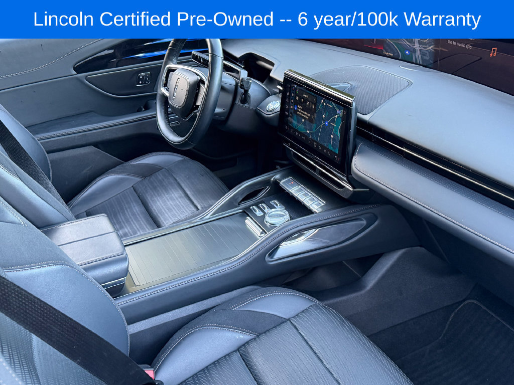 Used 2025 Lincoln Nautilus Reserve w/ Jet Appearance Package AWD/4WD image 18