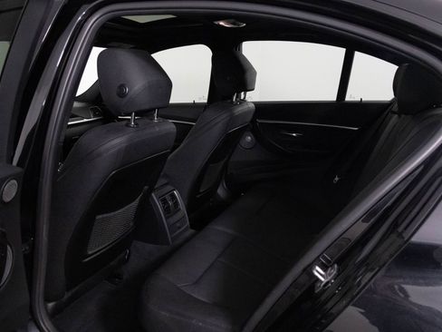 Used 2017 BMW 340i xDrive Sedan image 32