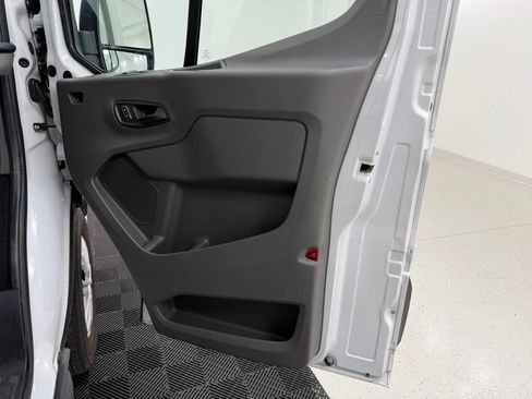 Used 2023 Ford Transit 350 XLT RWD image 28
