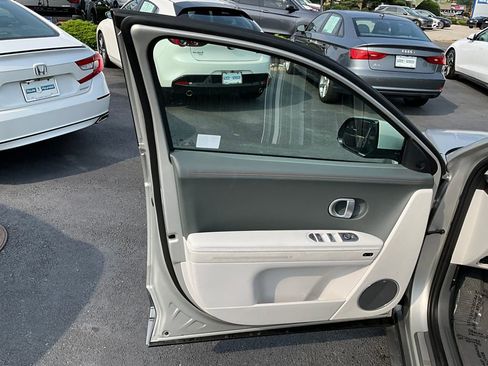 Used 2024 Hyundai Ioniq 5 Limited AWD/4WD image 26