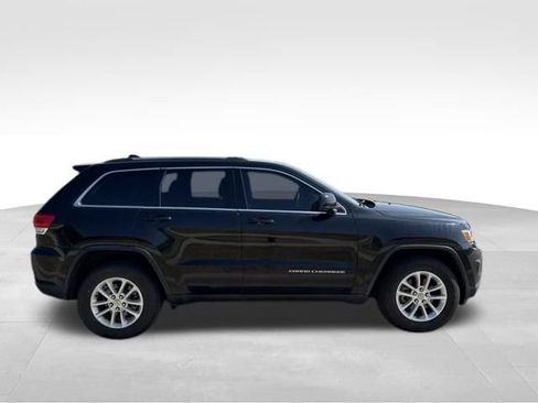 Used 2014 Jeep Grand Cherokee Laredo w/ 18" Wheel & 8.4" Radio Group AWD/4WD image 2