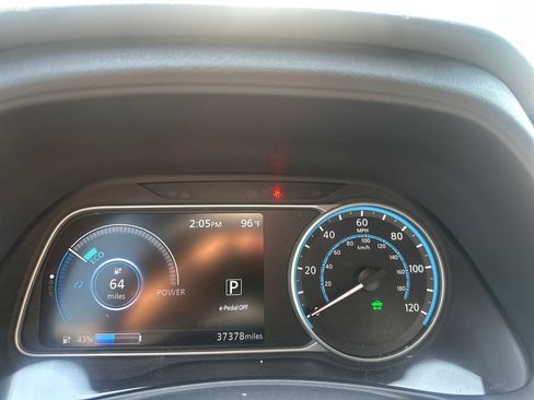 Used 2023 Nissan Leaf S FWD image 15