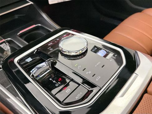 New 2026 BMW 740i xDrive w/ Executive Package AWD/4WD image 16