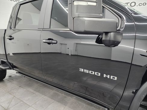 Used 2024 Chevrolet Silverado 3500 LT w/ Convenience Package image 23