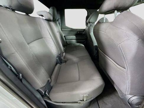 Certified 2025 Toyota Tacoma SR AWD/4WD image 24
