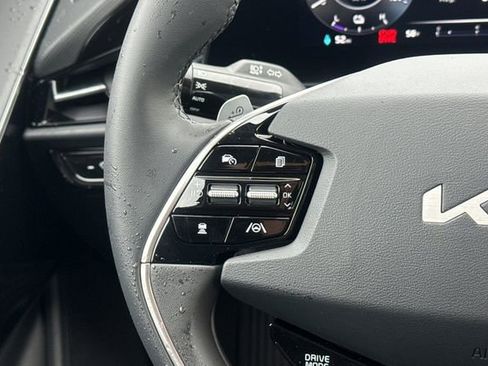 New 2026 Kia Niro Wind image 29