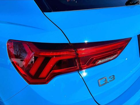 Used 2023 Audi Q3 2.0T Premium w/ Convenience Package image 28