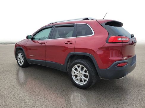 Used 2015 Jeep Cherokee Latitude FWD image 3