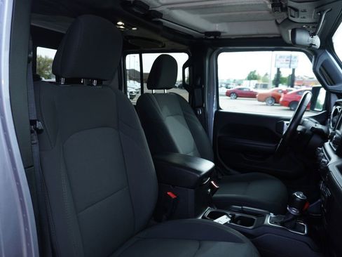 Used 2020 Jeep Gladiator Sport w/ Quick Order Package 24S image 29