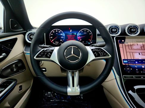 Used 2025 Mercedes-Benz C 300 Sedan image 22