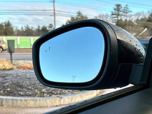 Used 2025 Ford Mustang Mach-E Premium w/ Sport Appearance Package image 32