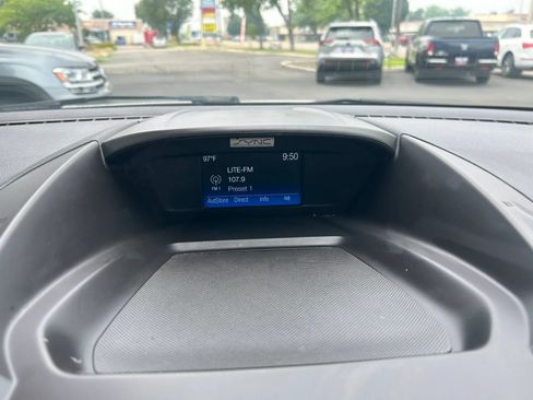 Used 2017 Ford Escape SE AWD/4WD image 7