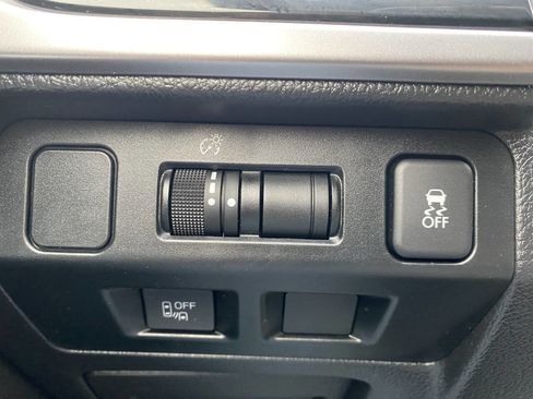 Used 2016 Subaru Crosstrek 2.0i Limited w/ Popular Package #2 image 30