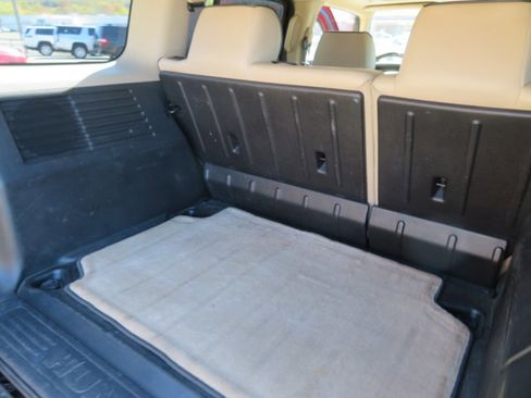 Used 2008 HUMMER H3 Alpha image 19