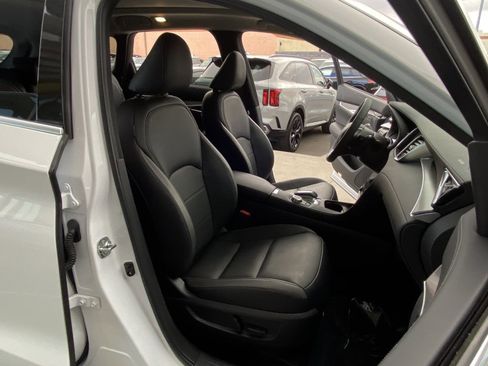 Used 2024 INFINITI QX50 Luxe image 21