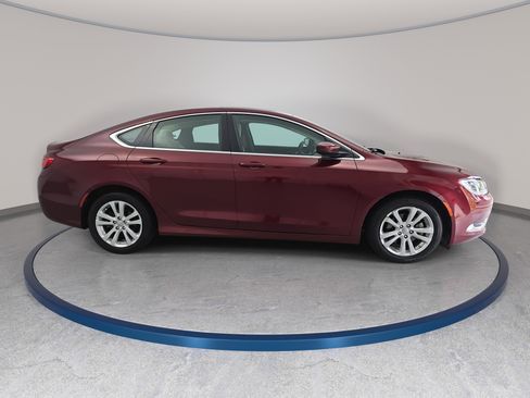 Used 2015 Chrysler 200 Limited w/ Convenience Group FWD image 4